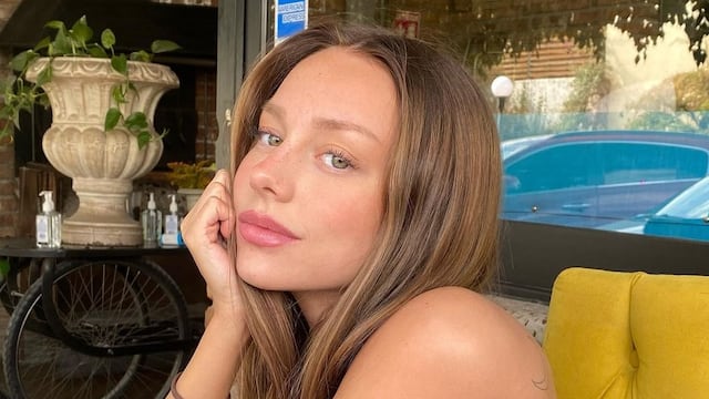 Ester Expósito sorprendió con un conjunto "total black".