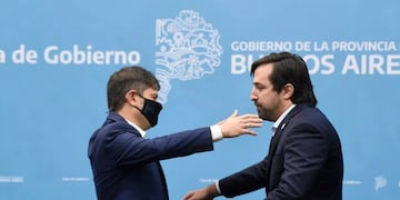 Axel Kicillof y Nicolás Kreplak en la asunción de éste como ministro de Salud bonaerense (Foto: Mauricio Nievas / Clarín)