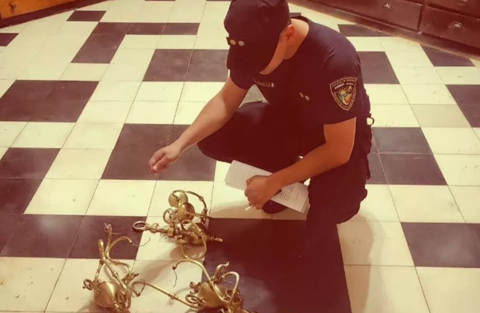“Elegante” detenido: robó candelabros de la Catedral de Posadas