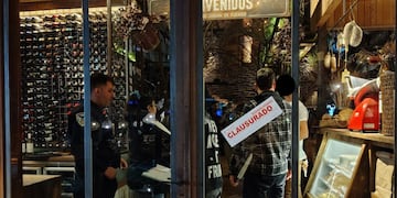 Cerraron seis reconocidos locales de la ciudad de Córdoba.