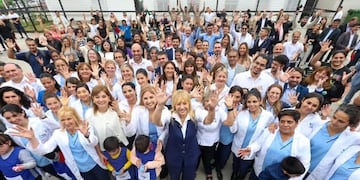 Con el apoyo de autoridades locales, el municipio apuesta a la igualdad de oportunidades con el lanzamiento de la Casa Azul.