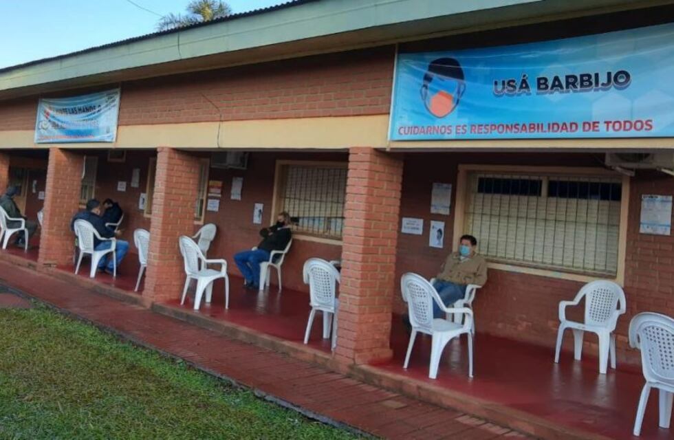 Más de 125 personas inmunizadas hoy contra el covid 19 en lo que va de la mañana en San Pedro