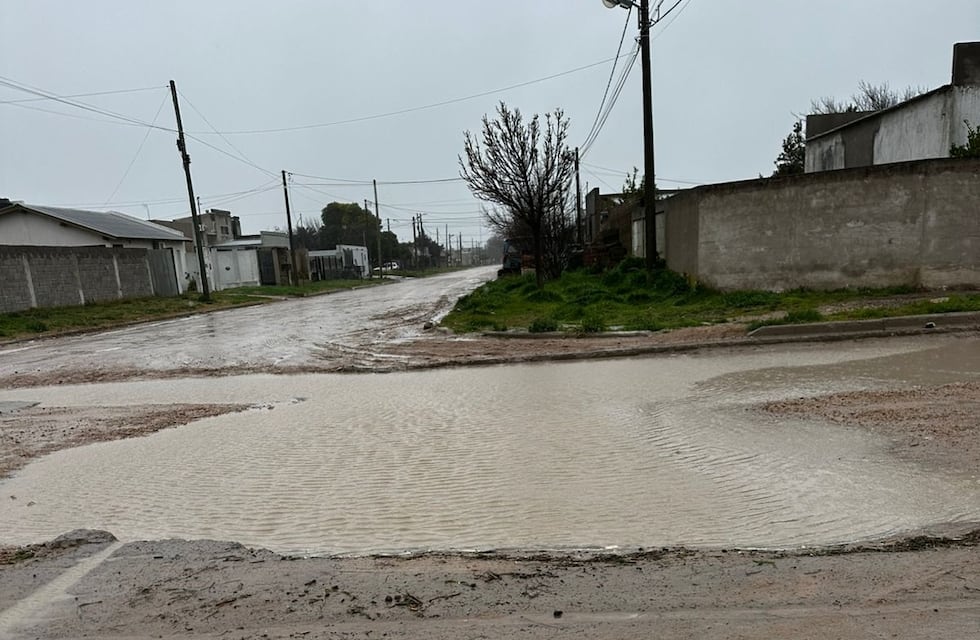 En su recorrida por el barrio Olimpo el Movimiento Vecinal denuncia falta de mantenimiento
