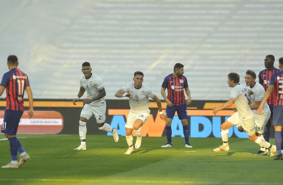 Talleres no se tomó el feriado y le ganó a San Lorenzo