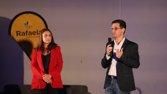 El intendente Leonardo Viotti y la secretaria de Desarrollo Económico, Innovación y Empleo, Patricia Imoberdorf.