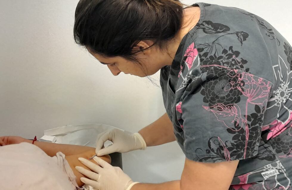 Copetonas y Reta: Se colocaron implantes sub dérmicos