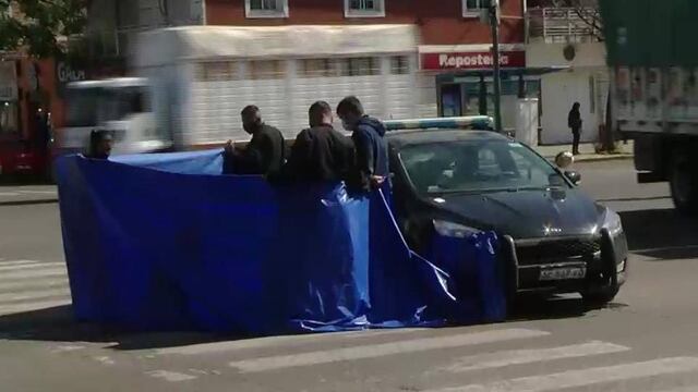 La Policía de Santa Fe montó un operativo de seguridad en la zona para comenzar a investigar el episodio. (Canal 3)