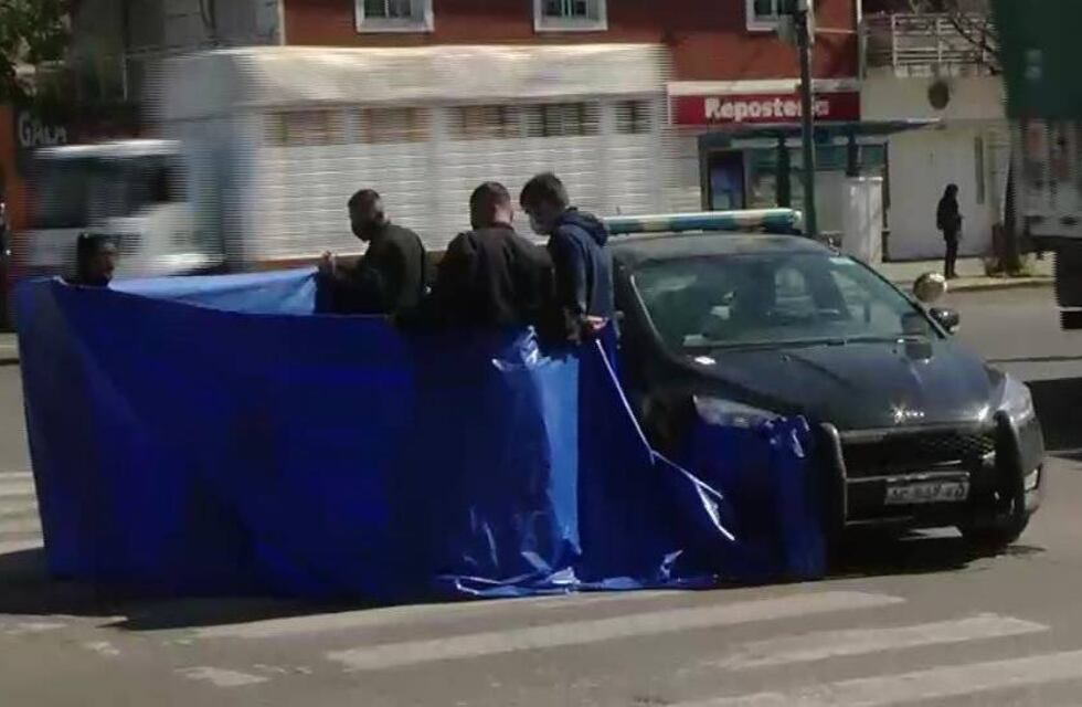 Falleció una mujer arrollada por un camión sobre Bulevar Oroño en zona sur