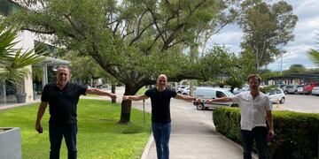 Ángel Carabajal y la visita de autoridades del gobierno de la Ciudad de Buenos Aires en Villa Carlos Paz.