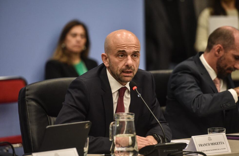 El Gobierno dio el primer paso para privatizar Aerolíneas Argentinas, pero no consiguió los votos para llevarlo al recinto