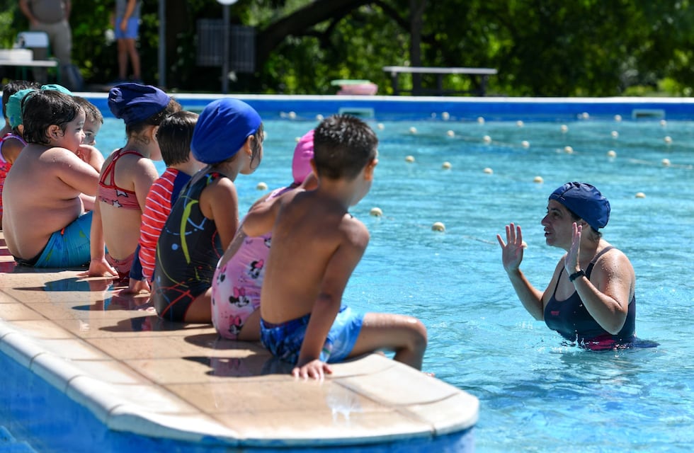 Desde hoy, llega el verano a los Centros de Educación Física: ¡música, deporte y recreación para todos!