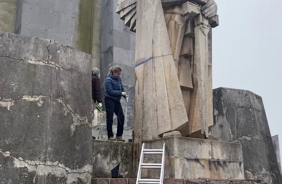 Realizan trabajos de diagnóstico sobre la fachada del Cementerio Municipal