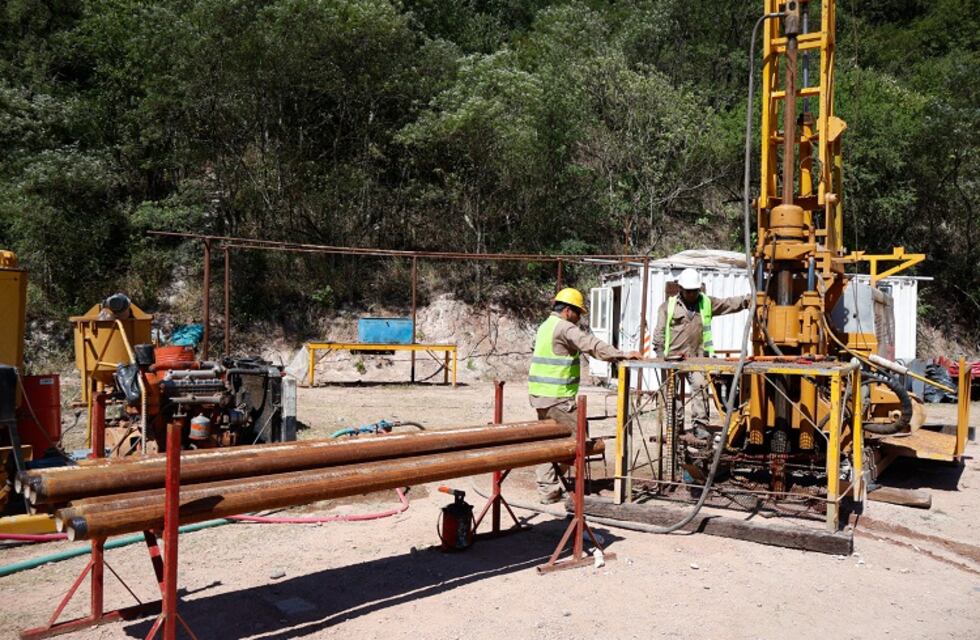 Segunda fase de obras en El Cadillal: fortalecen la infraestructura hídrica