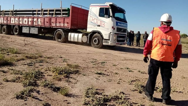 Llegaron los caños para el nuevo gasoducto en San Rafael.