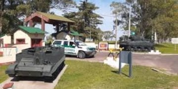 Procesan al exjefe del Ejército por material pornográfico con menores
