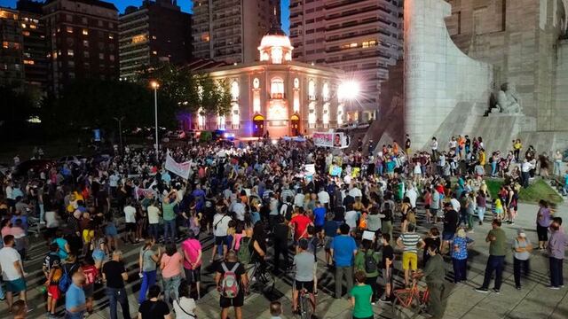 La manifestación en el Monumento a la Bandera fue la segunda en la última semana.