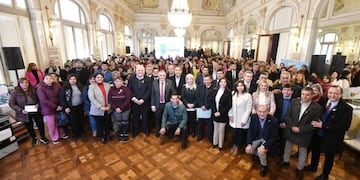 Jaldo entregó herramientas y microcréditos por $44 millones a 164 emprendedores tucumanos.