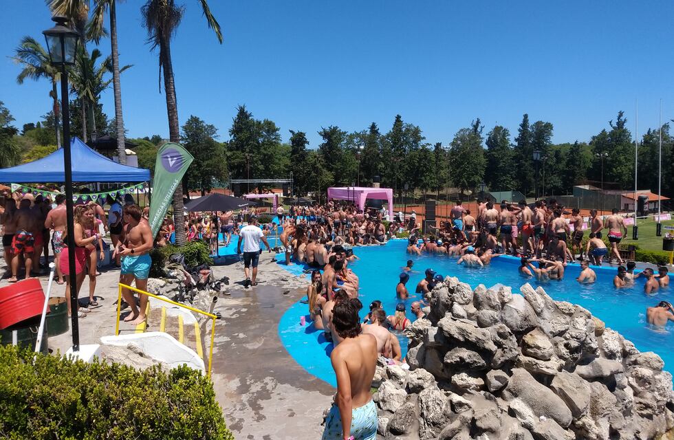 Miles de personas vivieron el Seven del Plumazo a puro Rugby, Hockey, Sol y Pileta