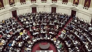 Sesión en la Cámara de Diputados por la Ley Bases y el paquete fiscal (Diputados TV)
