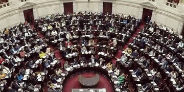 Sesión en la Cámara de Diputados por la Ley Bases y el paquete fiscal (Diputados TV)