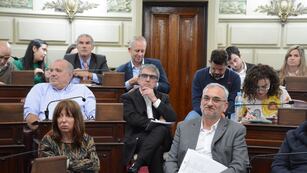 Alcides Calvo participó de la Asamblea Legislativa