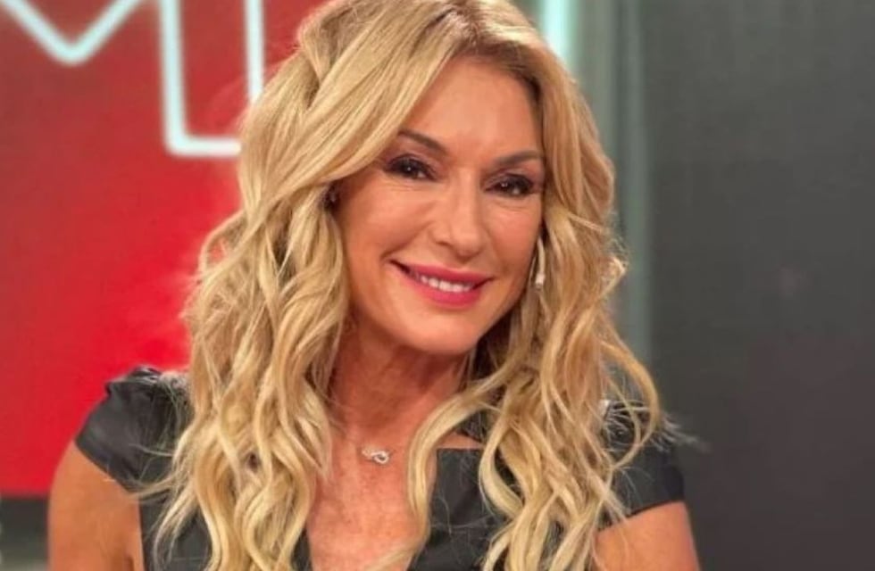 Yanina Latorre deslumbró en microbikini desde las impactantes Cataratas del Iguazú