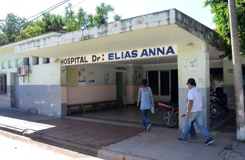 Una joven de Salta encontró a dos hombres abusando de su madre y los sacó a palazos de su casa