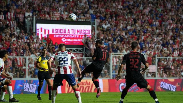 Con estreno de camiseta alternativa, Instituto visita a Unión (Prensa Instituto).