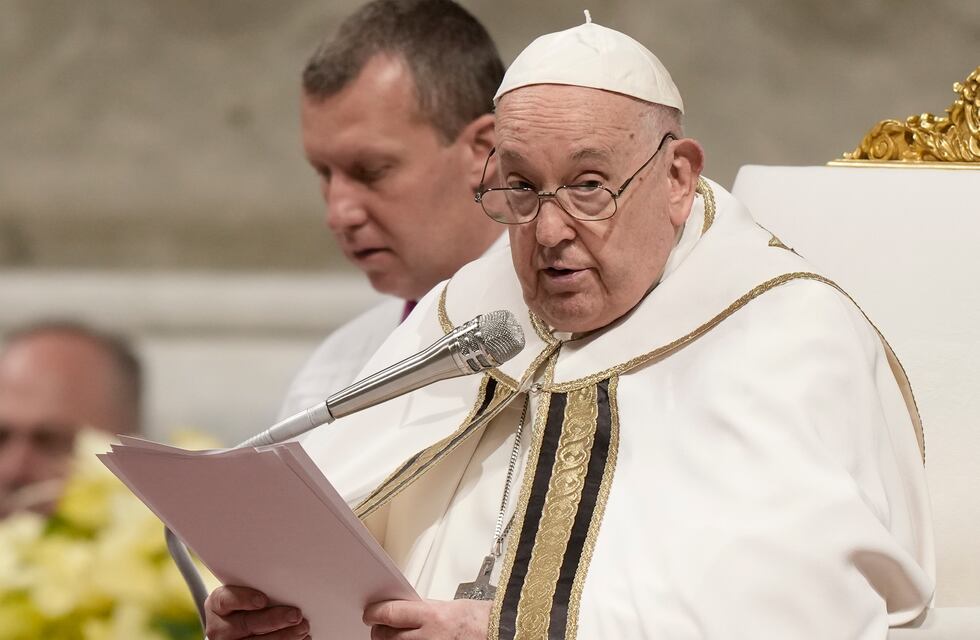 El Papa consideró “deplorable la práctica de la llamada maternidad subrogada” y calificó de “extremadamente peligrosa” a la “teoría de género”