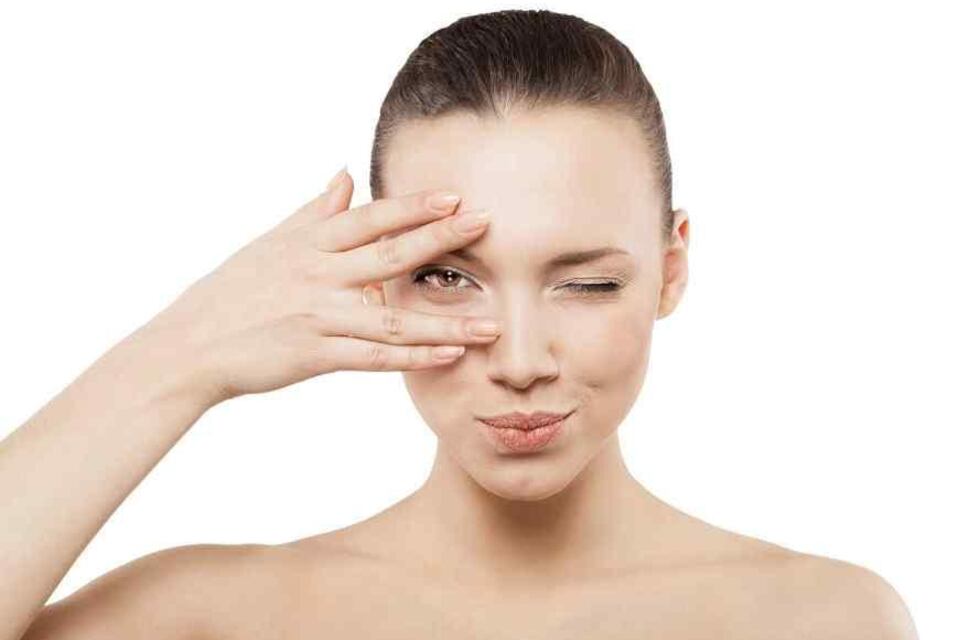 Los trucos infalibles para eliminar las ojeras del rostro