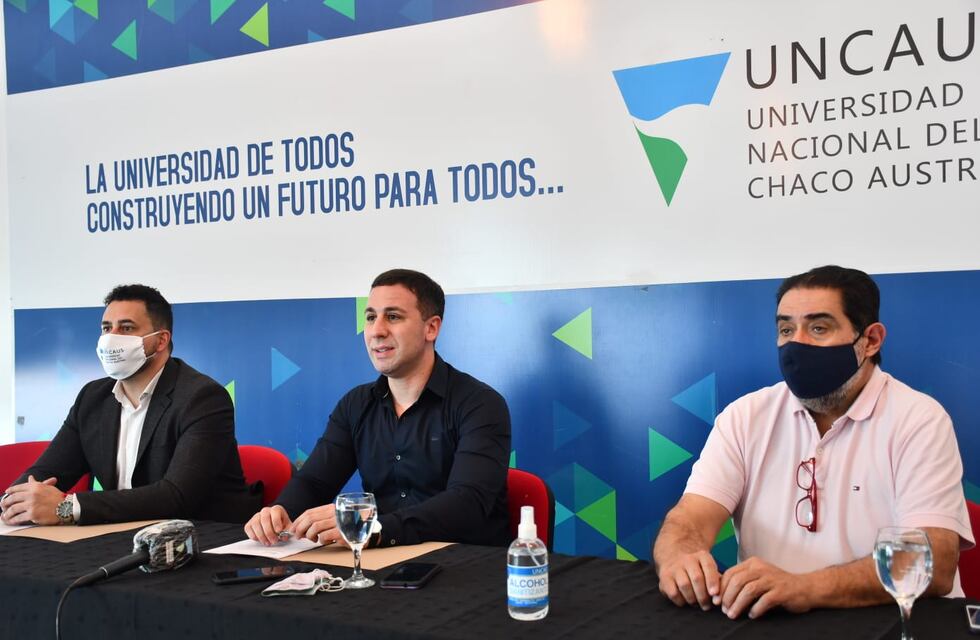 Sáenz Peña: UNCAus firmó un convenio para garantizar a su personal docente y no docente el acceso a terrenos en la localidad