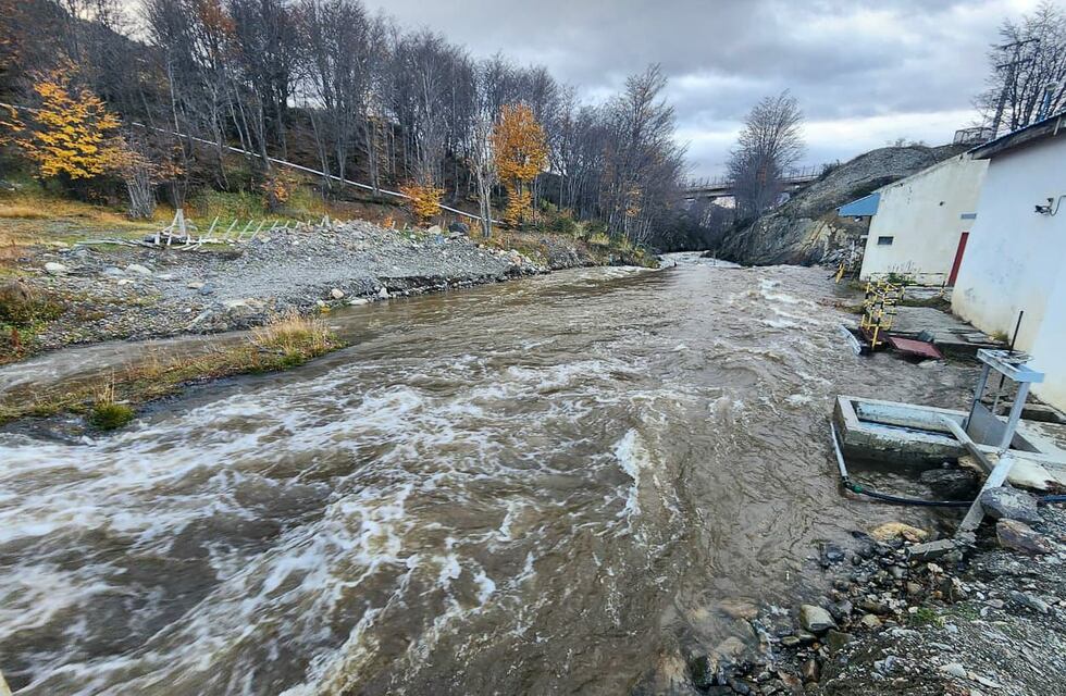 “Si cesan las inclemencias y las dificultades, nos permitirá restituir el servicio de agua potable a su normalidad”