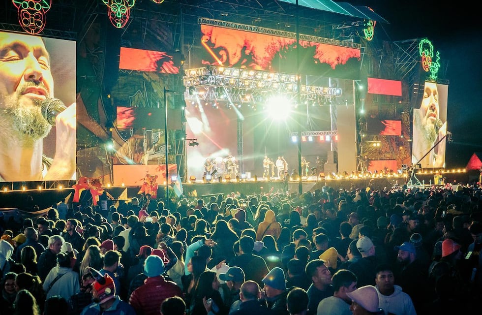 Emanero, Valentino Merlo y más: qué artistas se presentarán en el El Carnaval de Los Tekis 2025