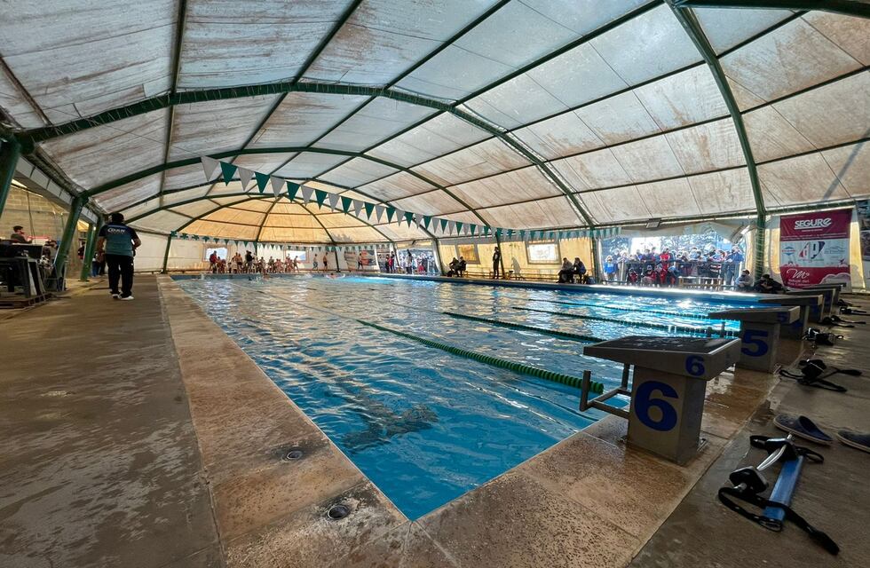 Inscripciones abiertas para la actividad física adaptada en verano en el Polideportivo Municipal