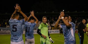Estudiantes lo ganaba, pero empató ante un rival de los últimos de la tabla (Twitter @EstudiantesRio4)