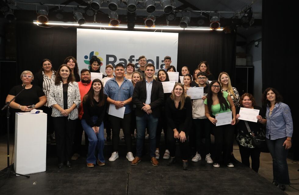 El municipio entregó certificados de cursos de capacitación