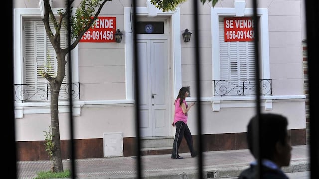 Cuáles son los precios por m2 para comprar una casa y un departamento en Buenos Aires.