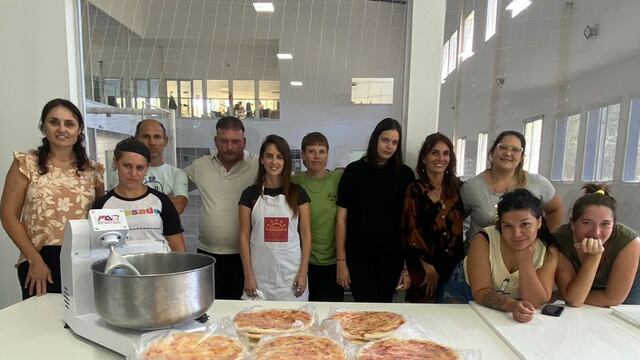 El emprendimiento de panificación artesanal “Del Sol” que recibe ayuda de la Municipalidad de Rafaela