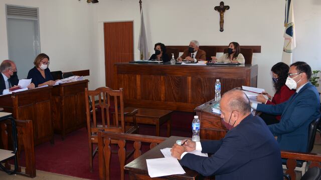 El Tribunal en lo Criminal 1 de Jujuy, durante la audiencia final del juicio a un policía que facilitó la fuga de tres detenidos en Palpalá.