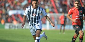 Diego Valoyes volvió a ser titular en un Talleres que reaccionó a Tiempo (José Hernandez / La Voz)