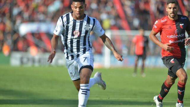 Diego Valoyes volvió a ser titular en un Talleres que reaccionó a Tiempo (José Hernandez / La Voz)