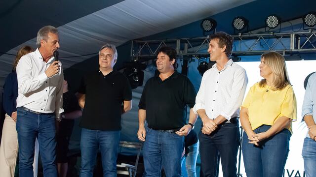 Cicarelli Con Walker y LLaryora