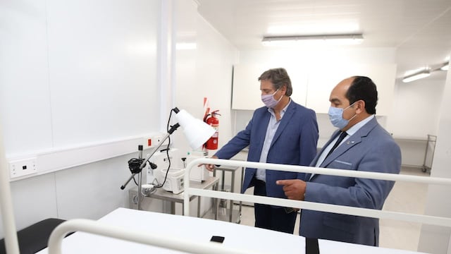 Emir Félix recorrió el Centro Modular Sanitario de San Rafael.