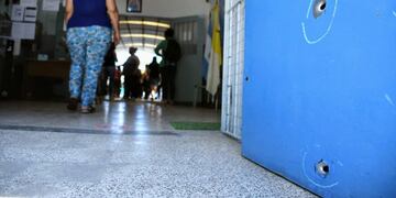 Ataque a balazos en la escuela N°1.194 Santa Isabel de Hungría de Cafferata al 4000. (@teleferosario)