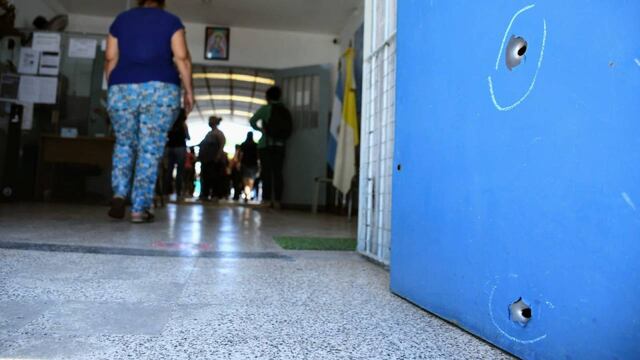 Ataque a balazos en la escuela N°1.194 Santa Isabel de Hungría de Cafferata al 4000. (@teleferosario)