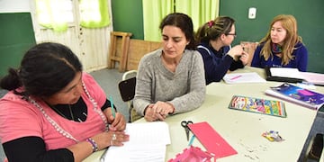 El hecho ocurrió en el Núcleo Educativo 7009 de la Educación para Jóvenes y Adultos (Imagen ilustrativa).