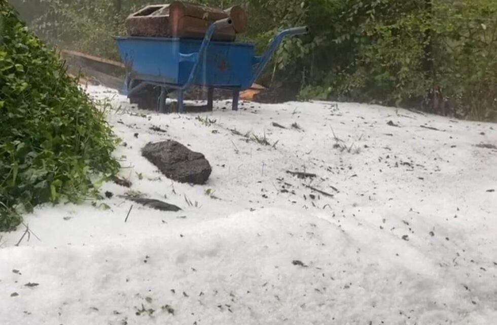 Las lluvias llegaron a Córdoba y el granizo, a Traslasierra: ¿hasta cuándo rige la alerta amarilla?