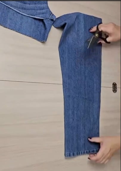 Cómo hacer una tote bag de un pantalón de jean