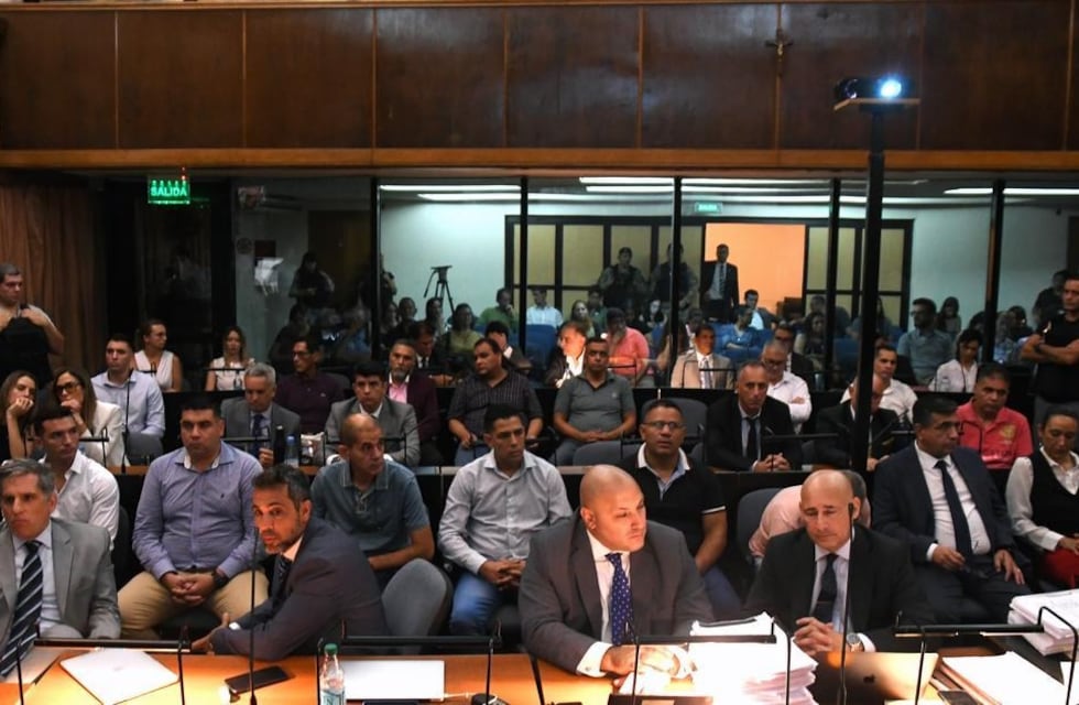 Juicio por el crimen de Lucas González: un policía reconoció que plantaron el arma y dijo quién fue
