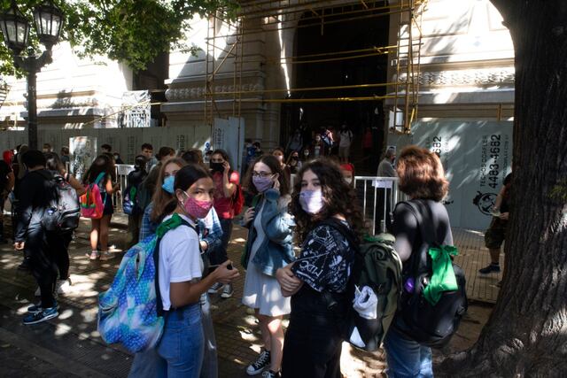 El Colegio Nacional de Buenos Aires volvió a tener clases presenciales.
